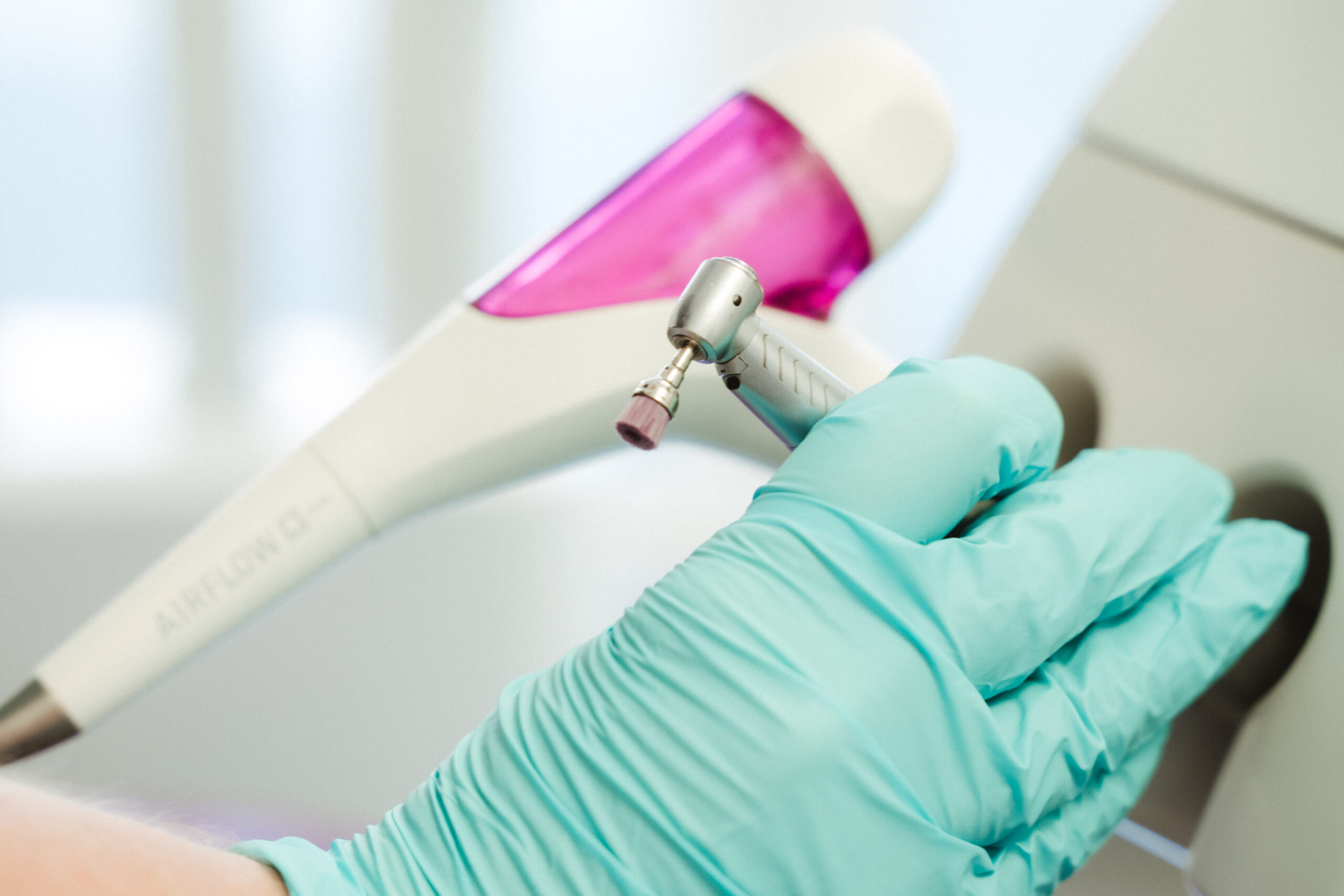 Zahnarztpraxis Dr. Jansen-Schick – Zahnreinigung FAQ